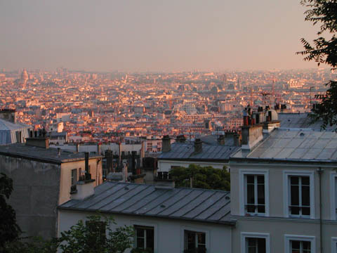 01_montm_view-paris