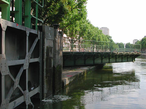 22_canal_stmartin-pont